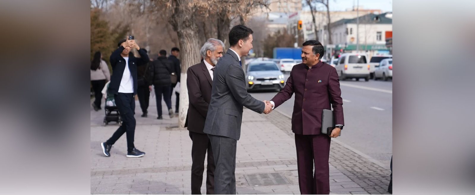 Ambassador Dr. T.V. Nagendra Prasad paid an official visit to Zhanibekov University in Shymkent on 18.02.2025.